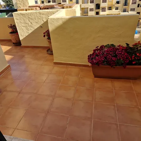 Piso Muy Comodo En Estepona, Zona Selwo Apartment *